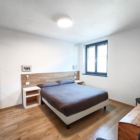 Suite Svaizer Con Giardino Privato Malè Zewnętrze zdjęcie