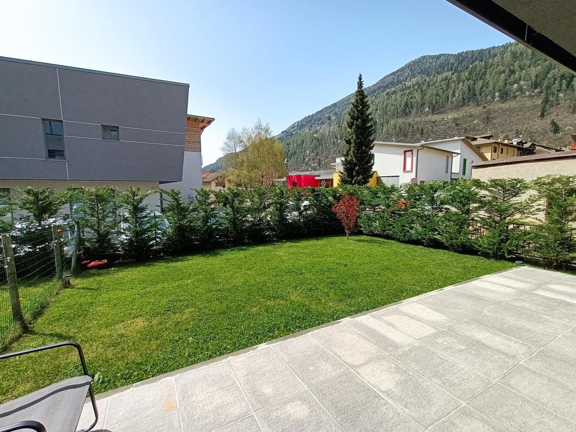 Suite Svaizer Con Giardino Privato Malè Zewnętrze zdjęcie